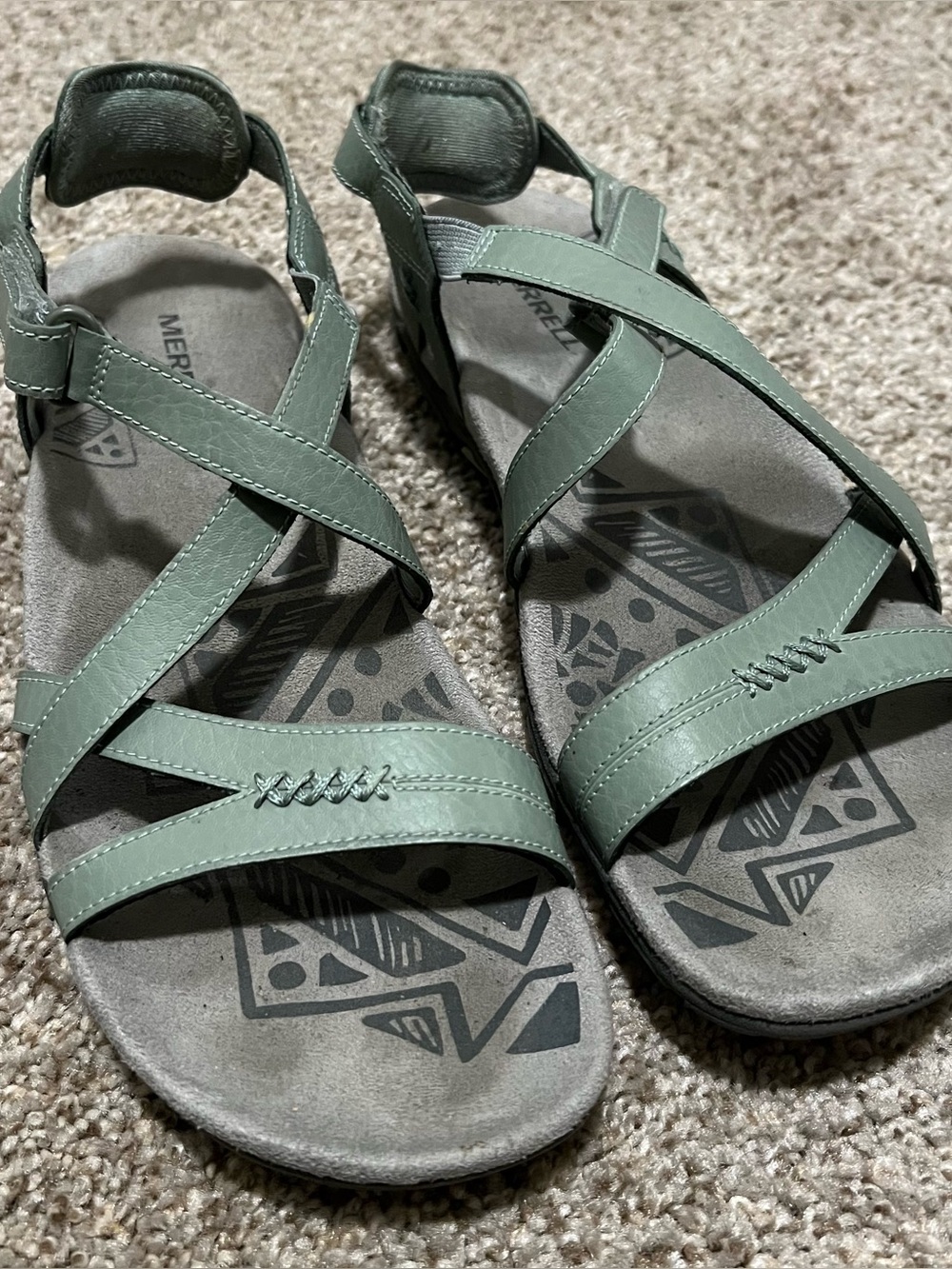 Merrell Women's Dove Crisscross Strappy Sandals in Sage Size 9